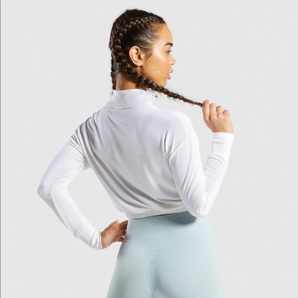 pippa pullover gymshark